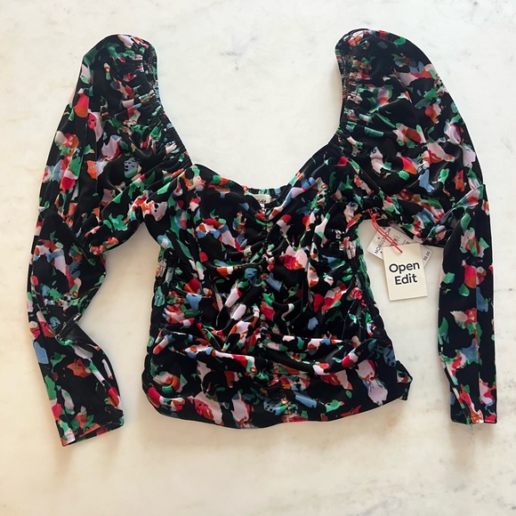 Nordstrom Tops - Open Edit Floral Ruched Top